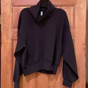 Lululemon pullover new with tags